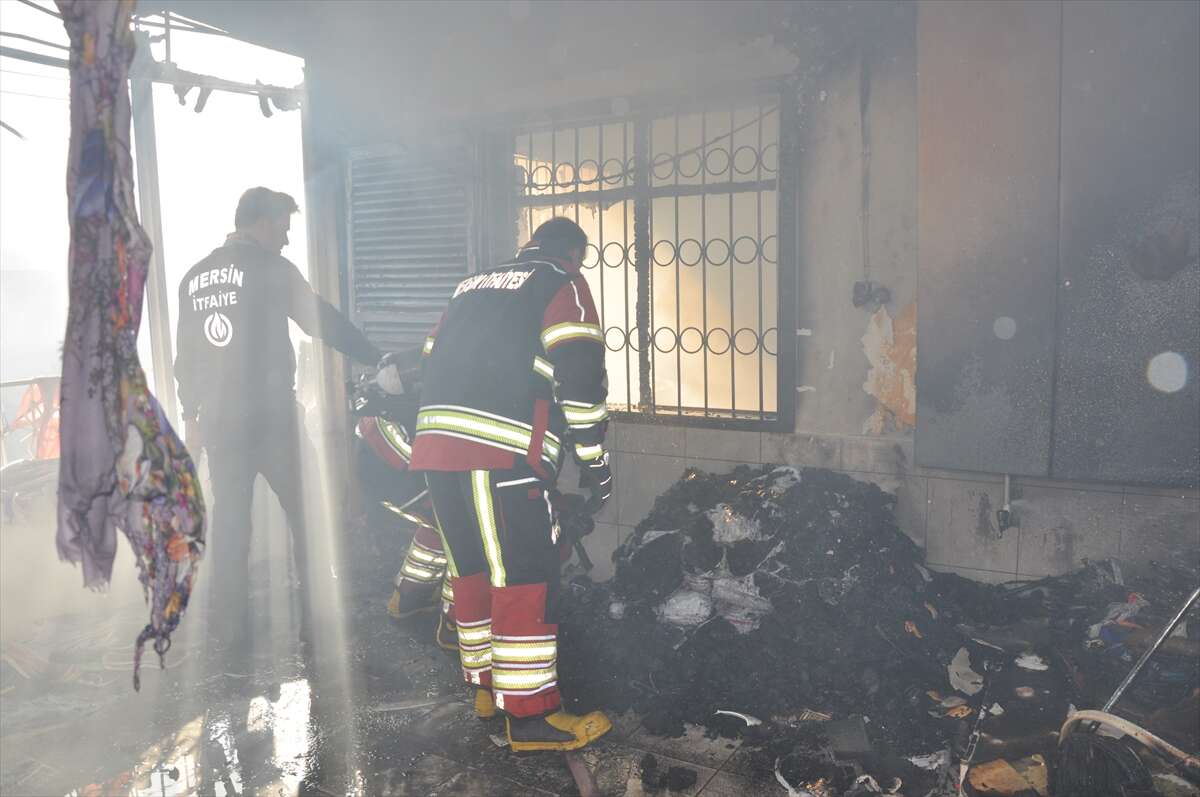 Yangın faciası! Anne markete gitti, sobadan çıkan alevler 2 kardeşi öldürdü 13
